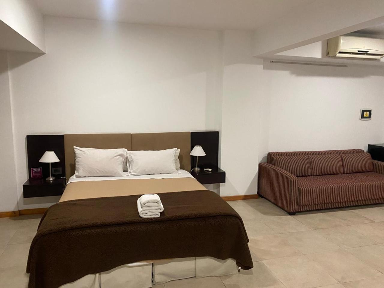 De Los Arroyos Apart Hotel San Nicolás de los Arroyos Dış mekan fotoğraf