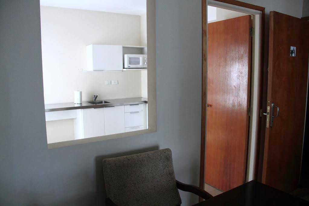De Los Arroyos Apart Hotel San Nicolás de los Arroyos Dış mekan fotoğraf