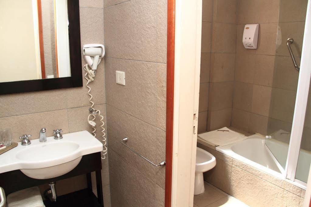 De Los Arroyos Apart Hotel San Nicolás de los Arroyos Dış mekan fotoğraf